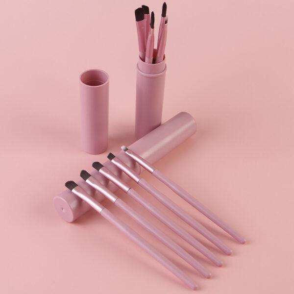 Mini No. 8 Makeup Brush Set Brush - Image 4