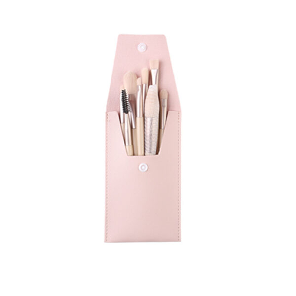 Mini No. 8 Makeup Brush Set Brush - Image 10